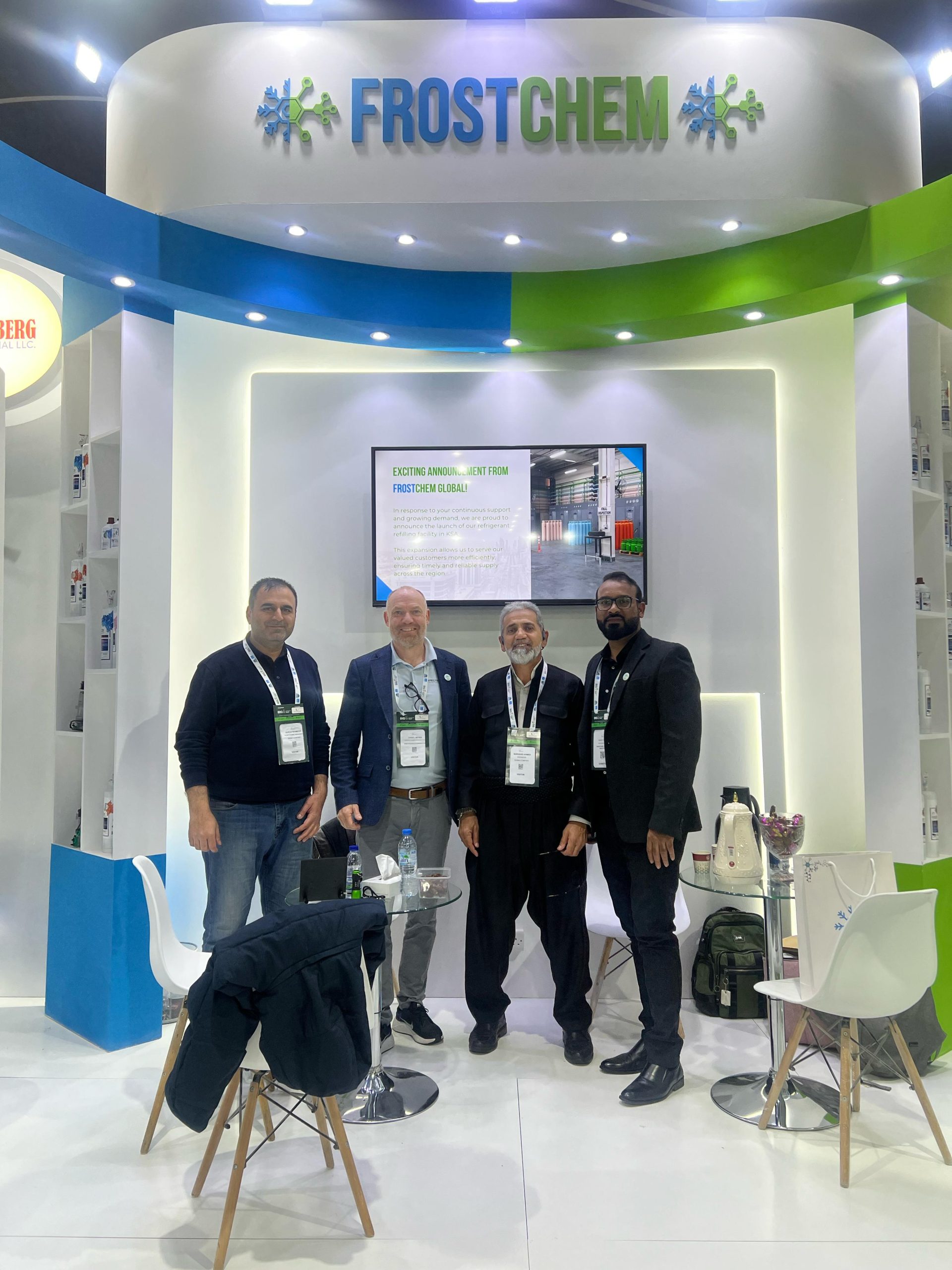 WhatsApp Image 2025-02-16 at 10.59.08_fbcee42f Spectroline with Frostchem at Big 5 Saudi Construct